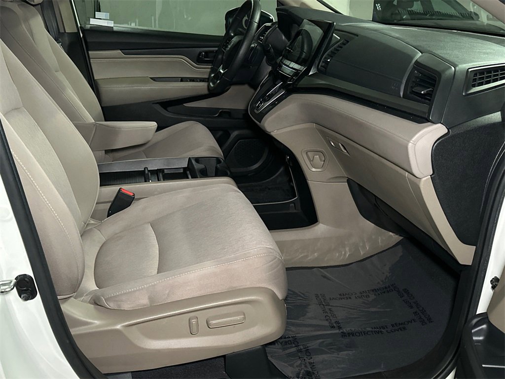 Used 2019 Honda Odyssey EX image 11