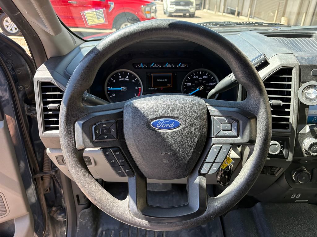 Used 2017 Ford F250 XL w/ STX Appearance Package AWD/4WD image 19