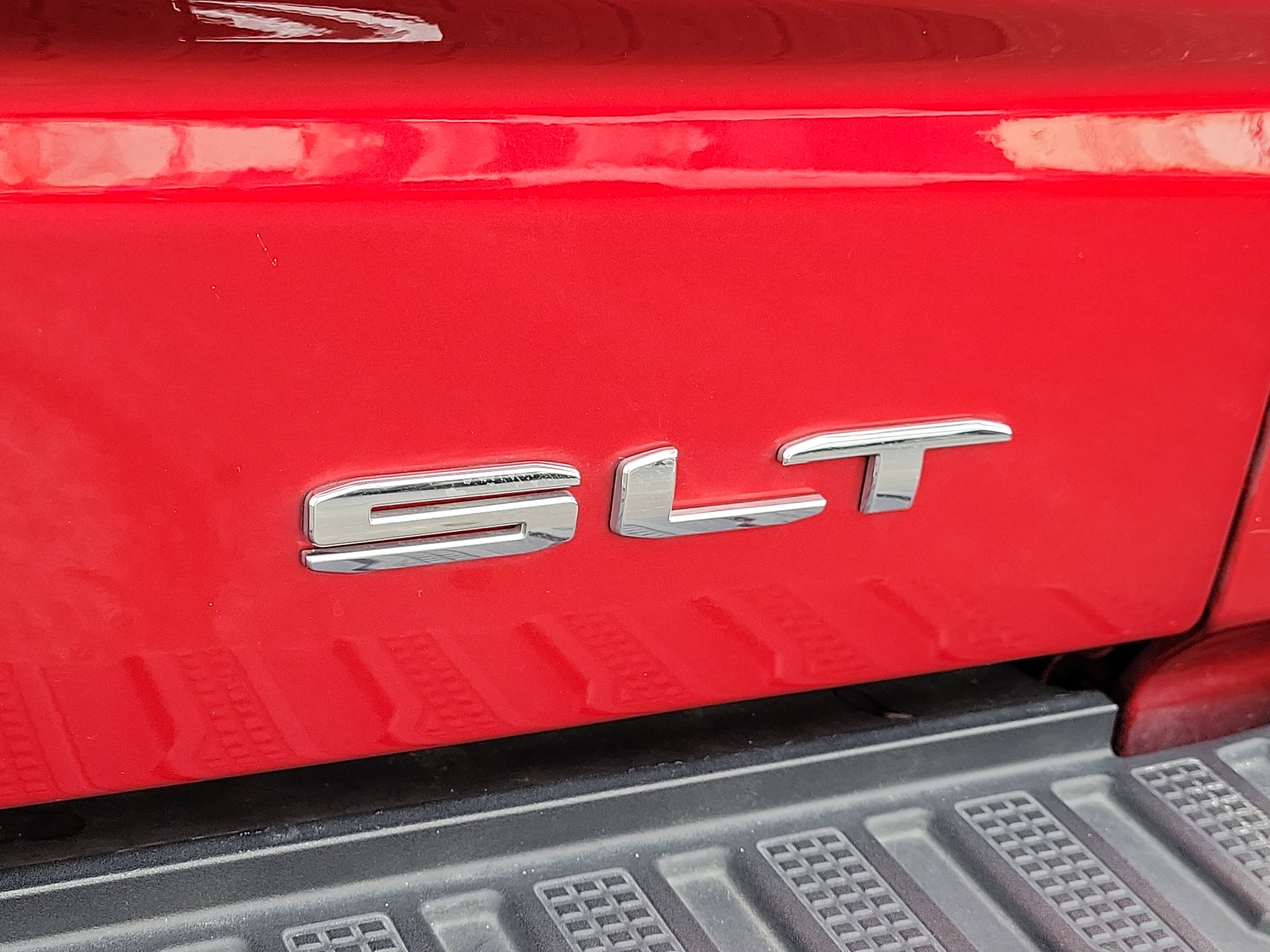 Used 2024 GMC Sierra 1500 SLT w/ SLT Premium Package image 11