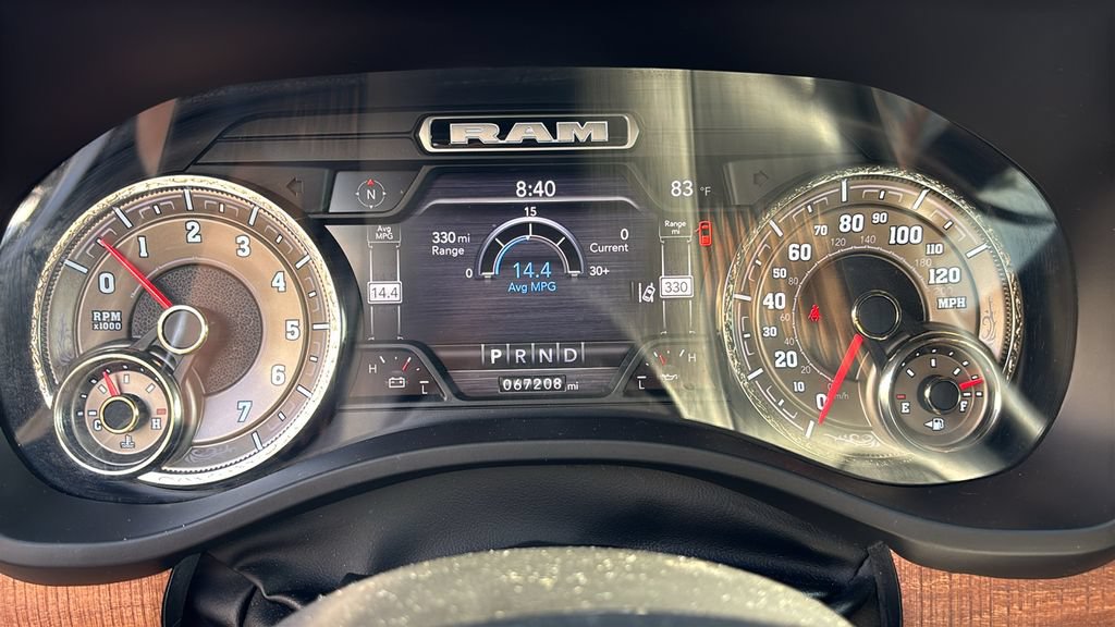 Used 2022 RAM 1500 Limited AWD/4WD image 16