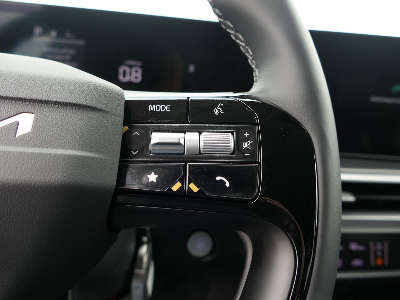 New 2026 Kia Sorento S FWD image 41