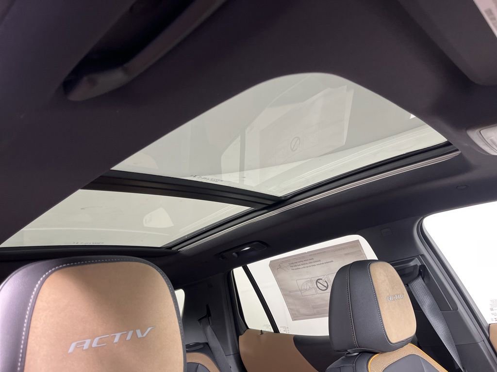 New 2026 Chevrolet Equinox ACTIV w/ Safety and Technology Package image 11
