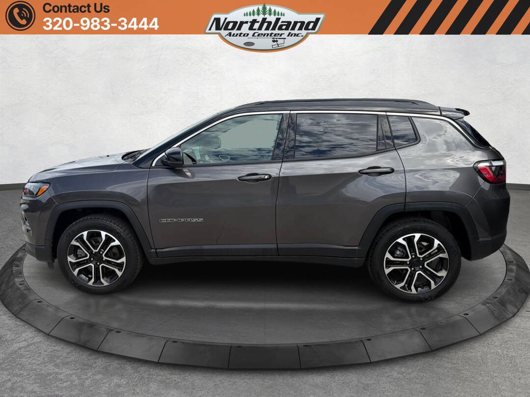 Used 2023 Jeep Compass Limited AWD/4WD image 8