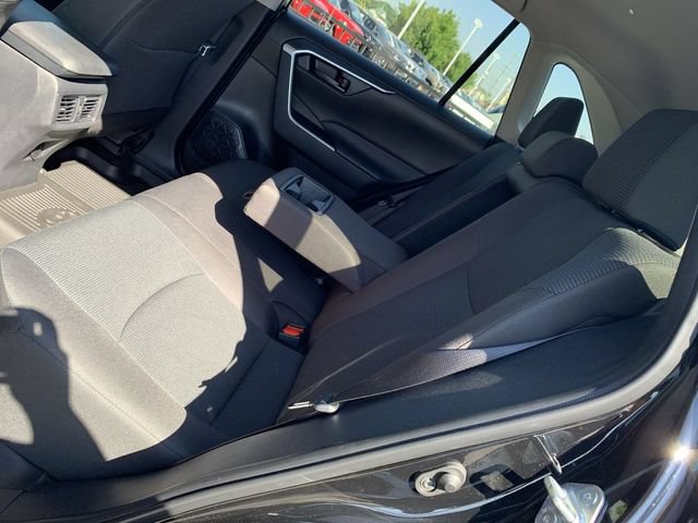 Certified 2025 Toyota RAV4 LE FWD image 10