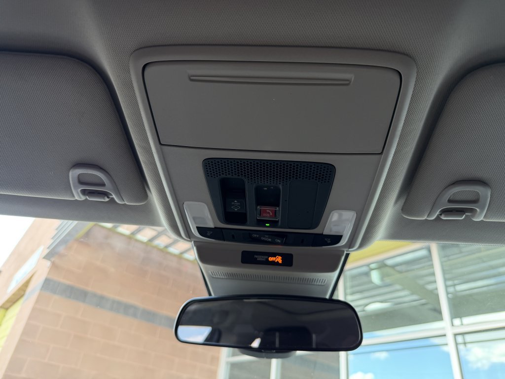 Used 2025 Honda Accord SE image 24