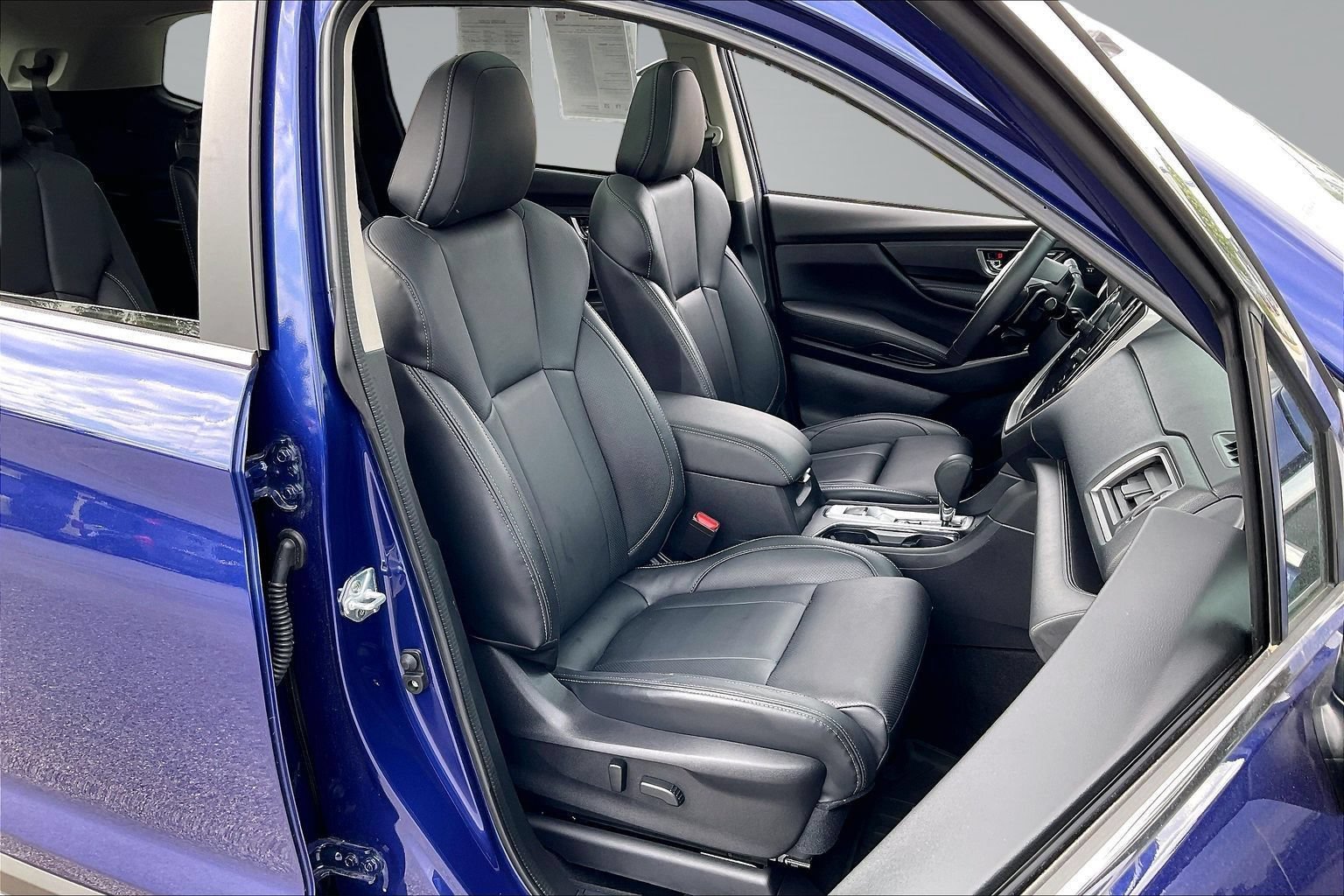 Certified 2026 Subaru Ascent Limited AWD/4WD image 7
