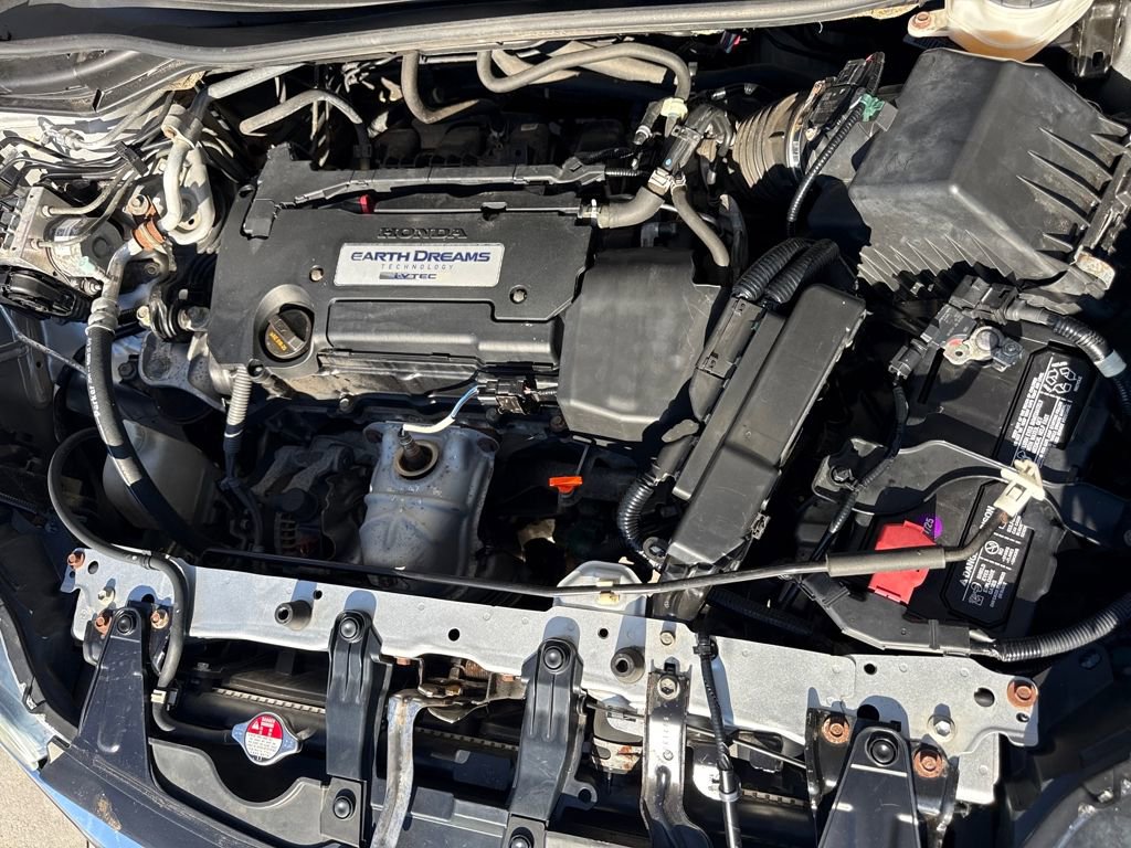 Used 2015 Honda CR-V LX image 28