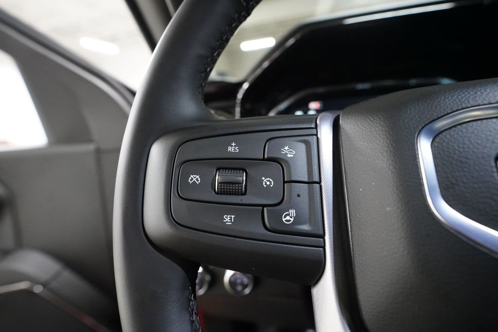 Used 2025 GMC Sierra 1500 Elevation image 17