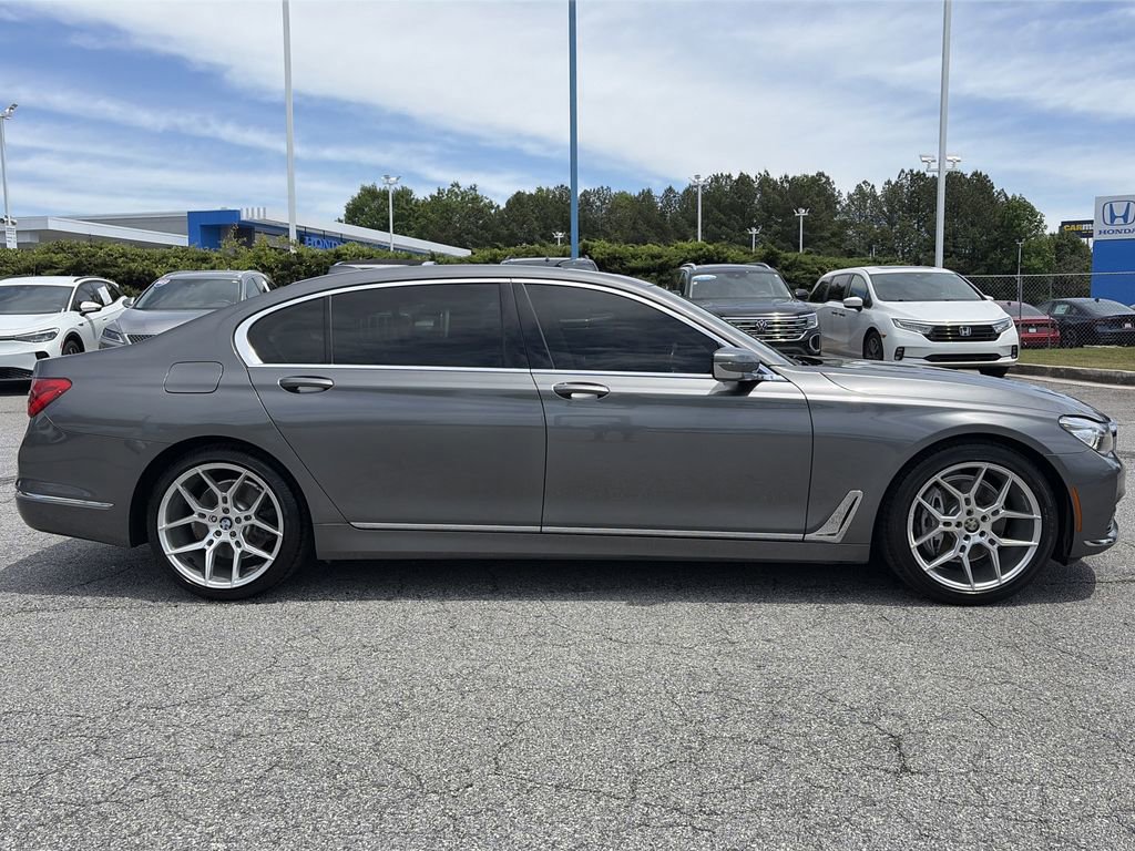 Used 2018 BMW 740i RWD image 8