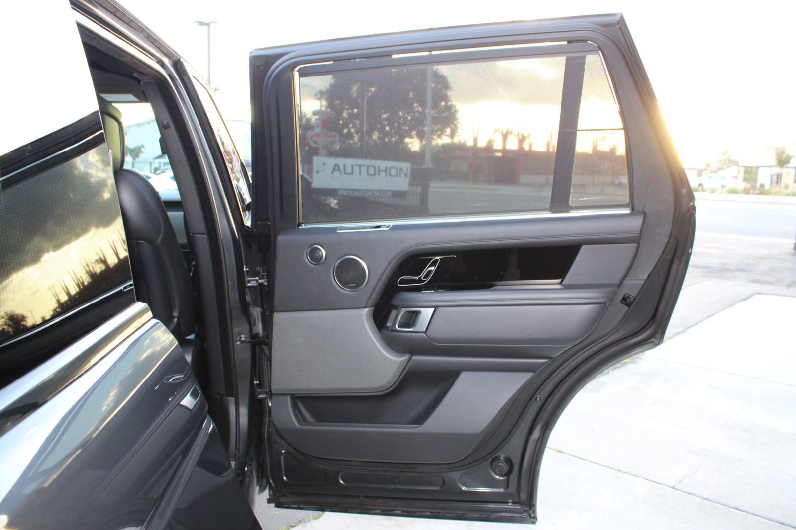 Used 2021 Land Rover Range Rover P525 Westminster Edition LWB image 18