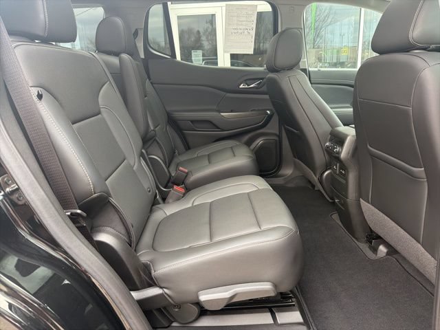 Used 2023 GMC Acadia SLT w/ Preferred Package FWD image 19