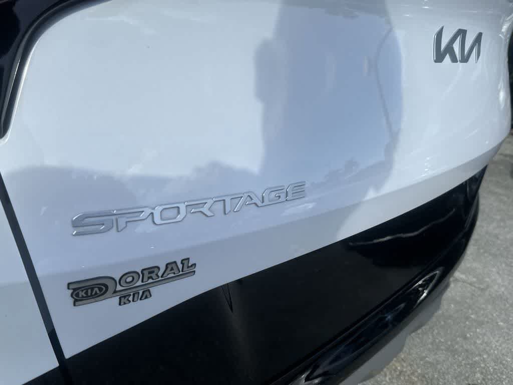 Certified 2023 Kia Sportage SX FWD image 11