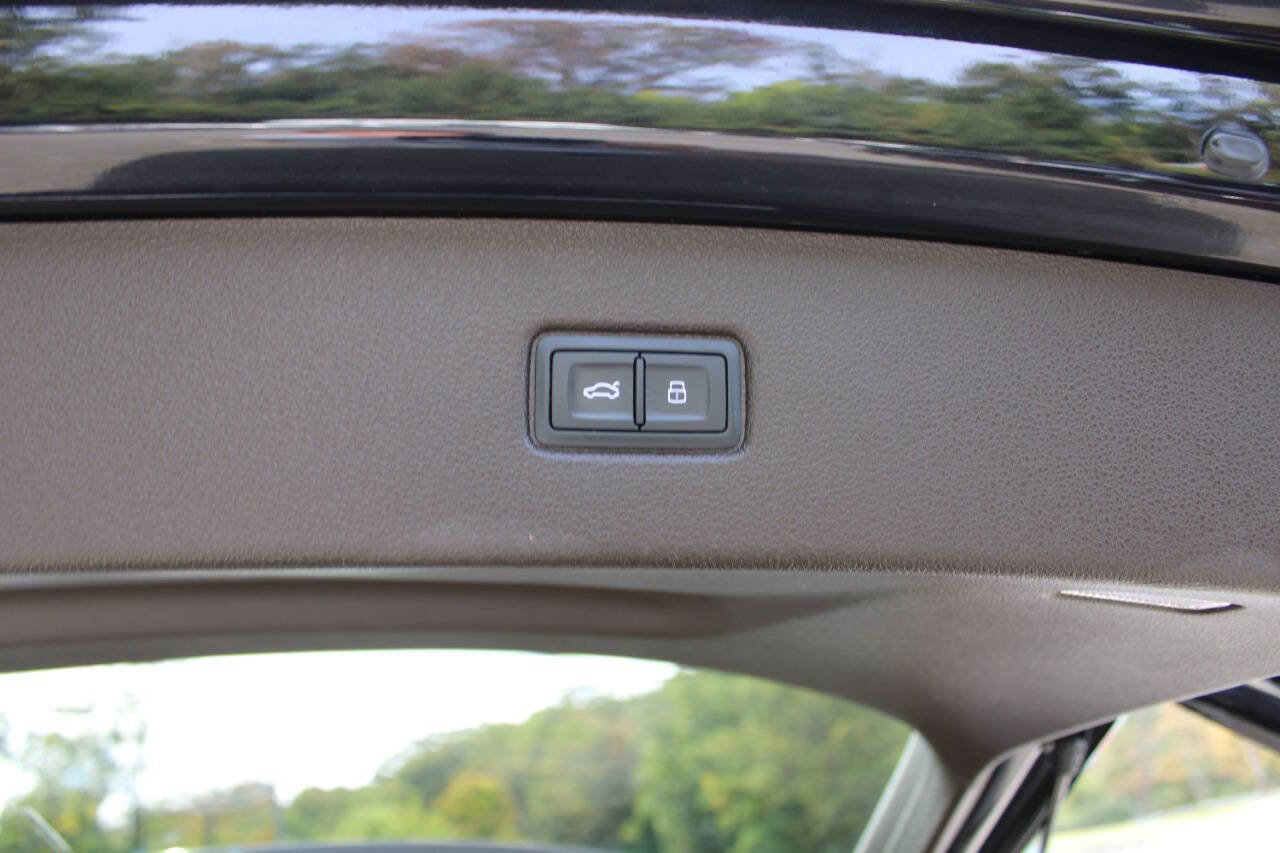 Used 2018 Audi Q7 2.0T Premium Plus w/ Premium Plus Package image 16