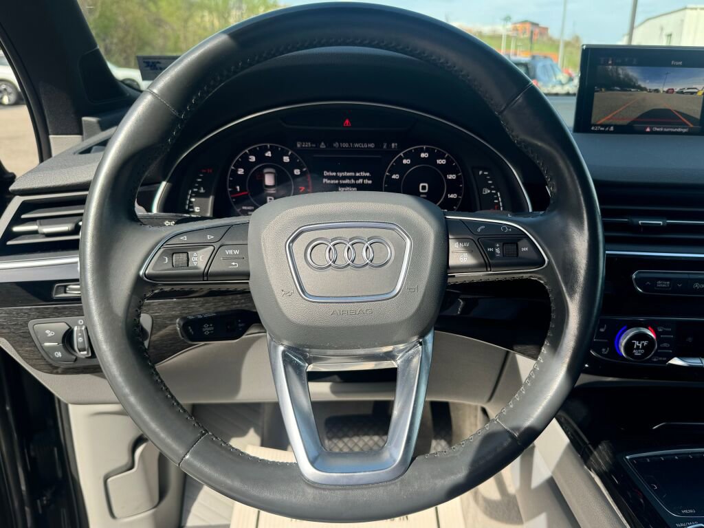 Used 2018 Audi Q7 3.0T Prestige image 26