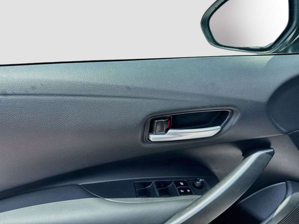 Used 2022 Toyota Corolla SE FWD image 9