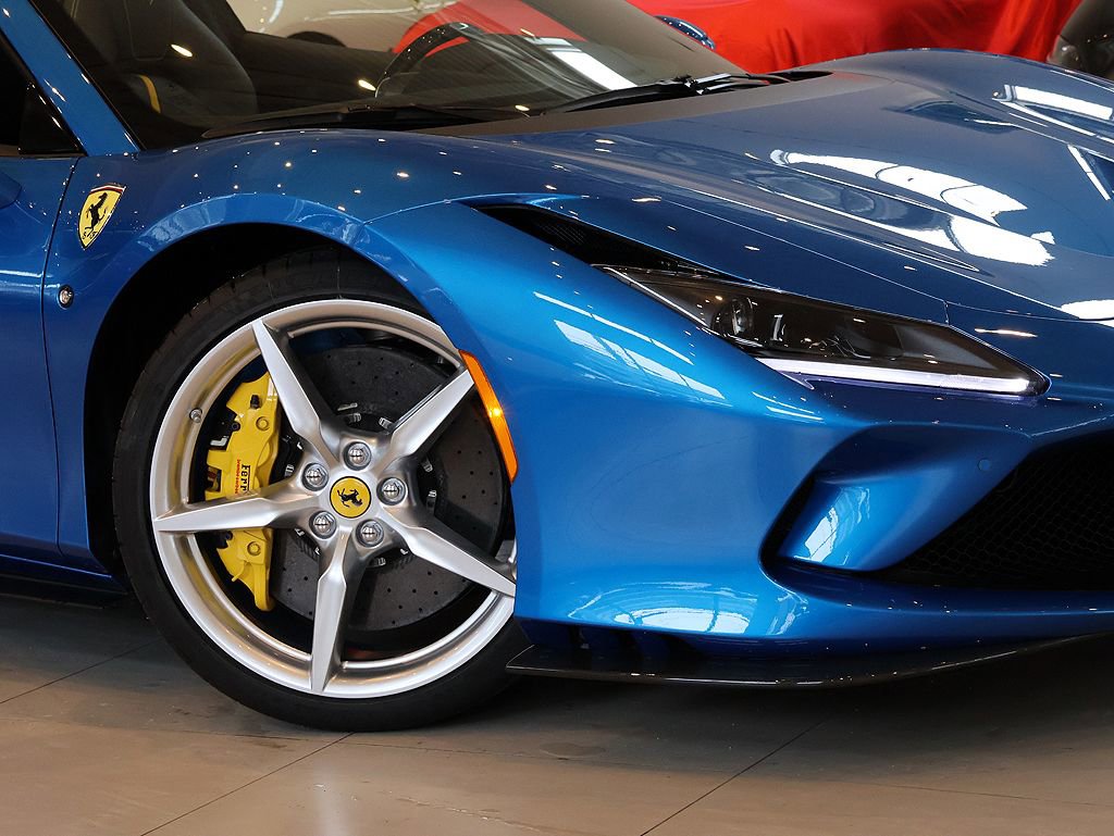 Certified 2021 Ferrari F8 Tributo image 9