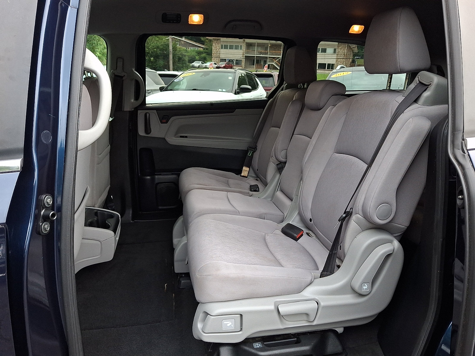 Used 2019 Honda Odyssey EX image 10