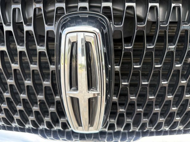 Certified 2023 Lincoln Navigator Reserve AWD/4WD image 8