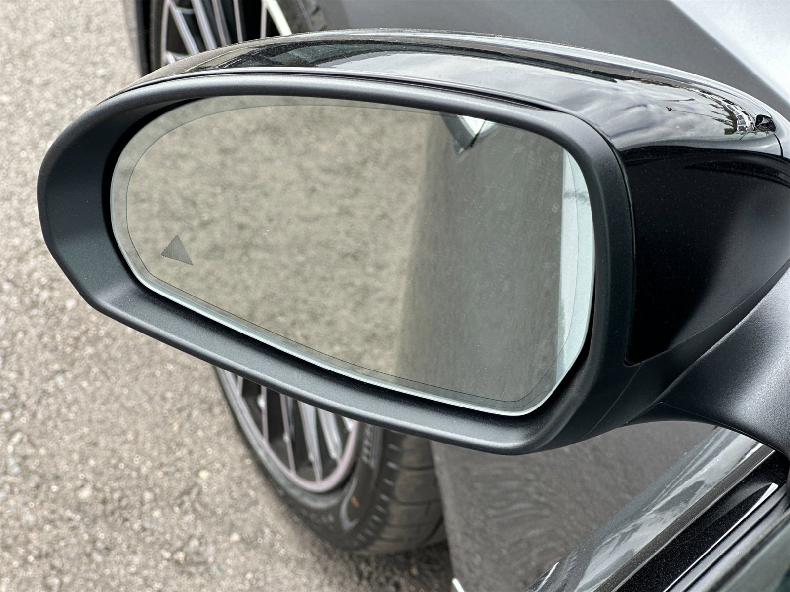 New 2025 Mercedes-Benz C 300 4MATIC Sedan image 9