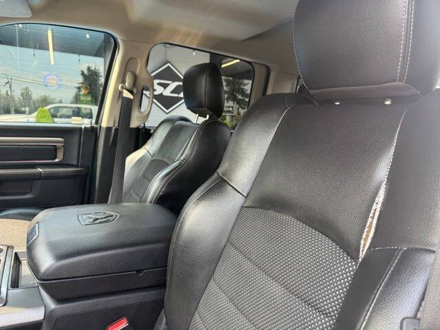 Used 2015 RAM 1500 Sport w/ Convenience Group AWD/4WD image 15