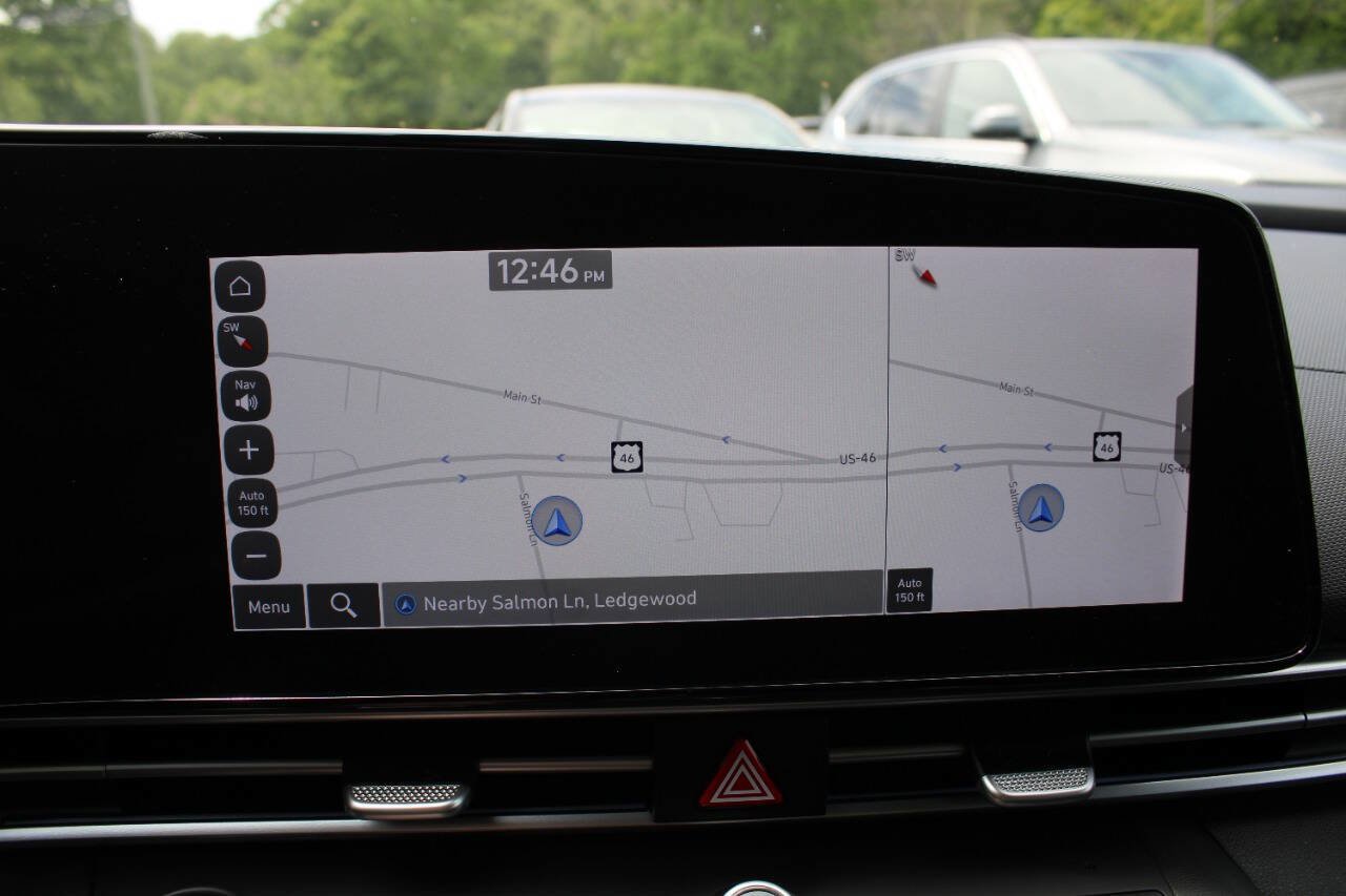 Used 2024 Hyundai Elantra SEL FWD image 36