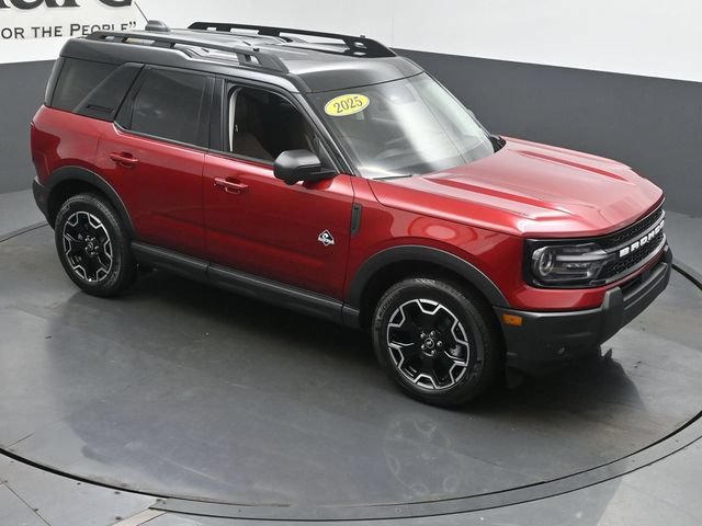Used 2025 Ford Bronco Sport Outer Banks w/ Outer Banks Tech Package+ AWD/4WD image 37