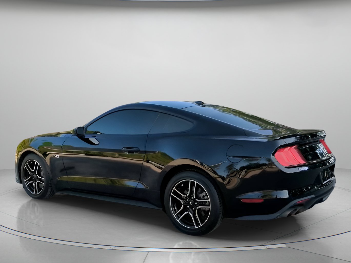 Certified 2022 Ford Mustang GT Premium RWD image 19