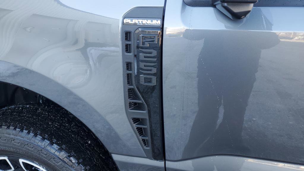 New 2026 Ford F250 Platinum w/ FX4 Off-Road Package AWD/4WD image 11