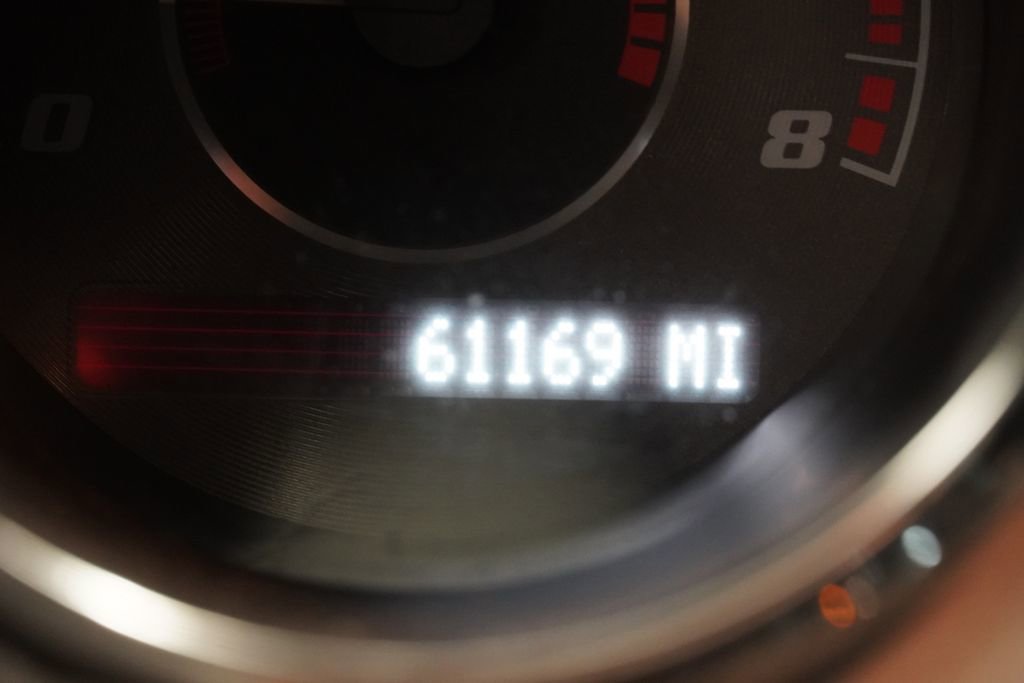 Used 2008 Pontiac Solstice GXP w/ Premium Package image 4