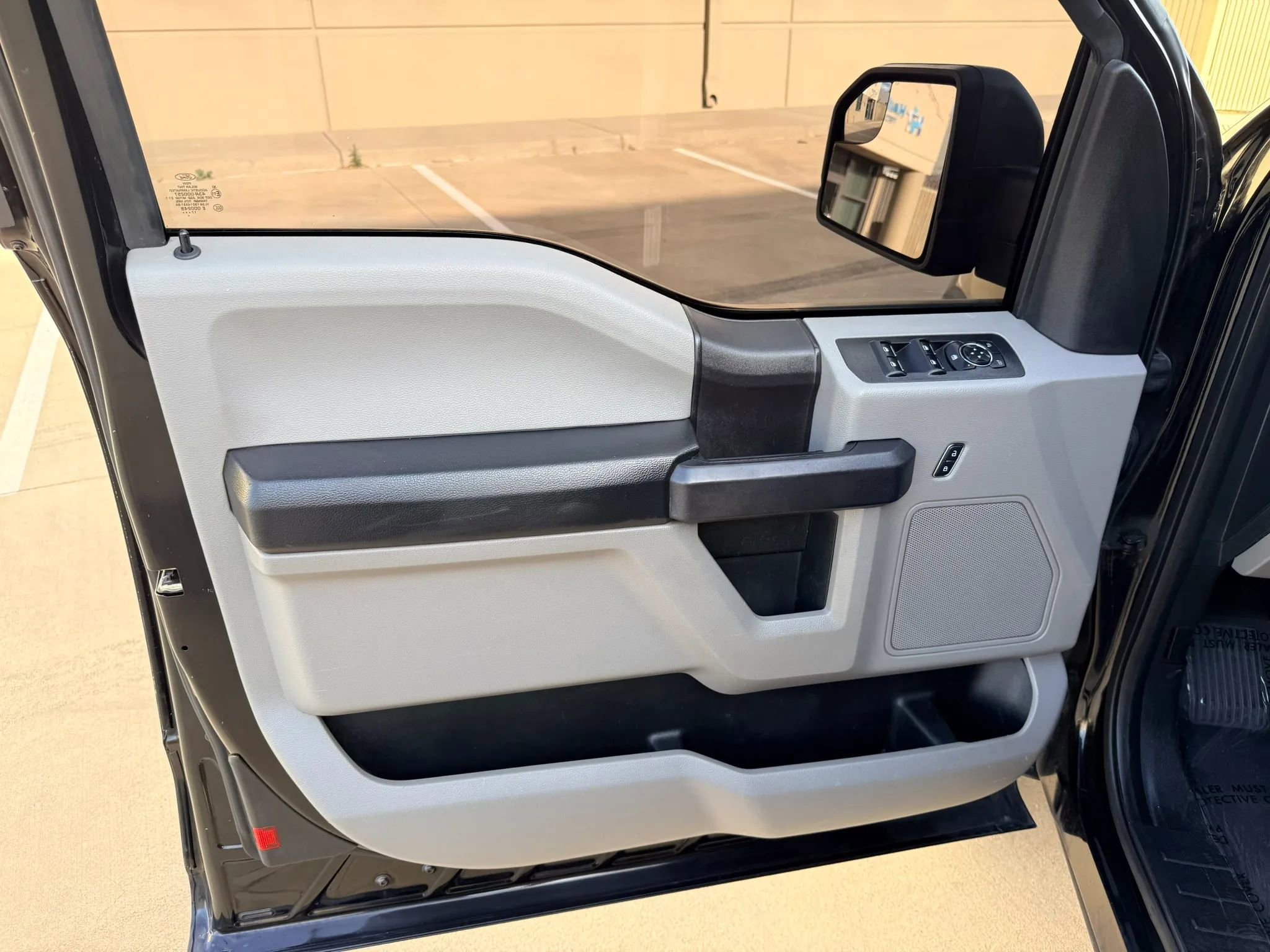 Used 2018 Ford F150 XL w/ Equipment Group 101A Mid image 11