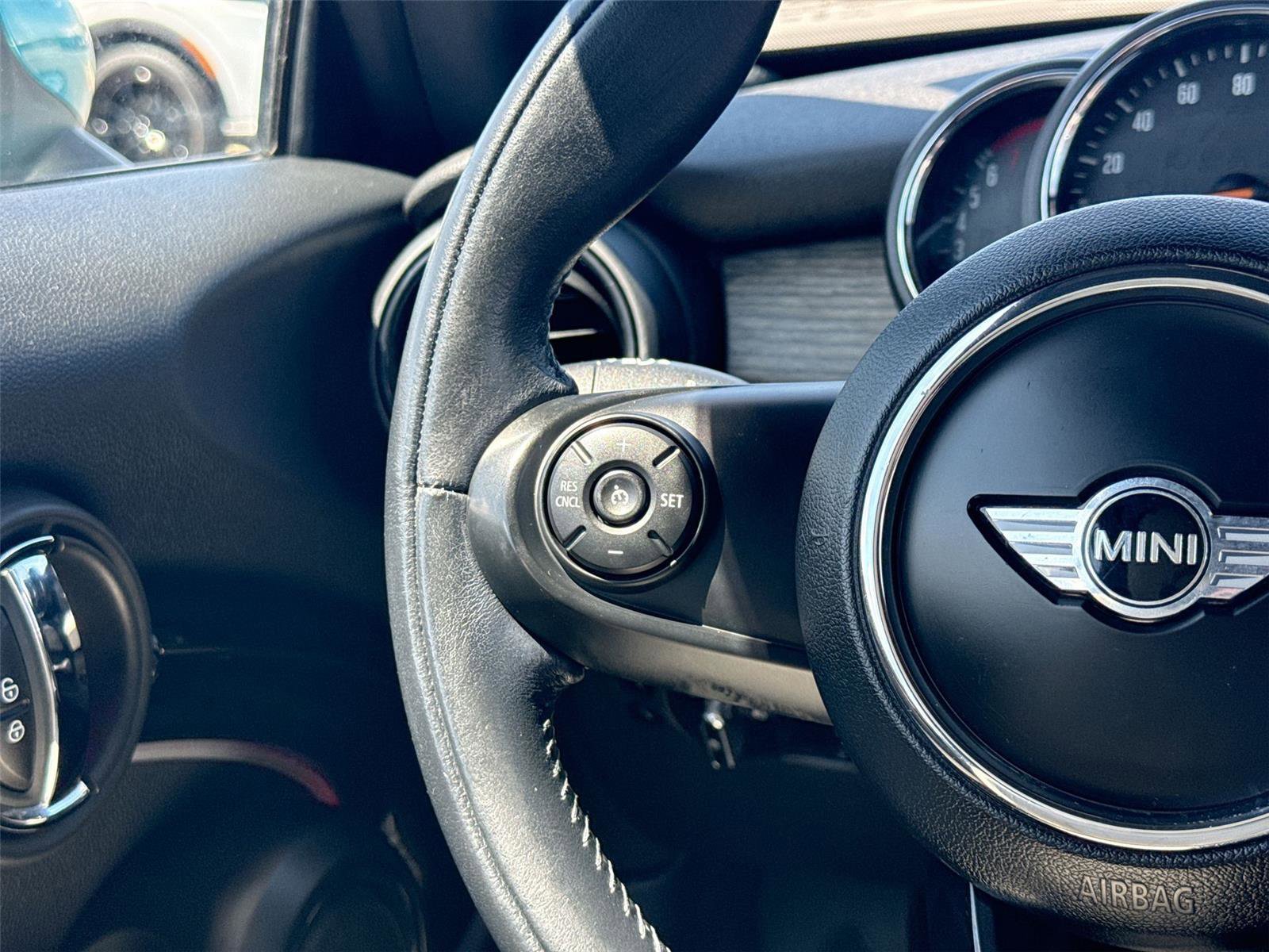 Used 2016 MINI Cooper Convertible FWD image 21