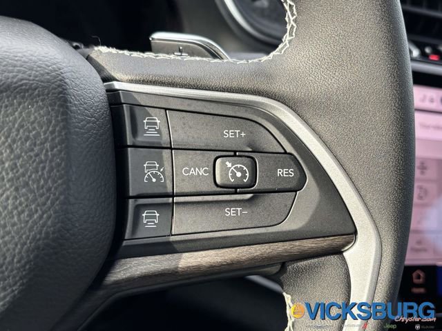 New 2025 Jeep Grand Cherokee Limited image 19