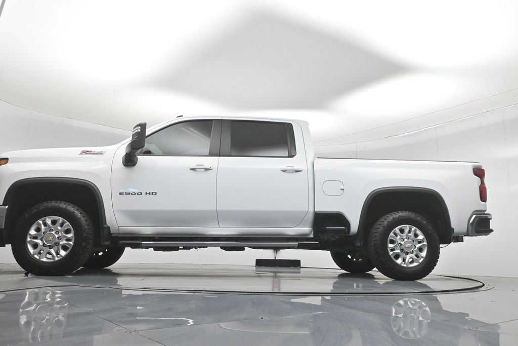 Used 2024 Chevrolet Silverado 2500 LT image 48