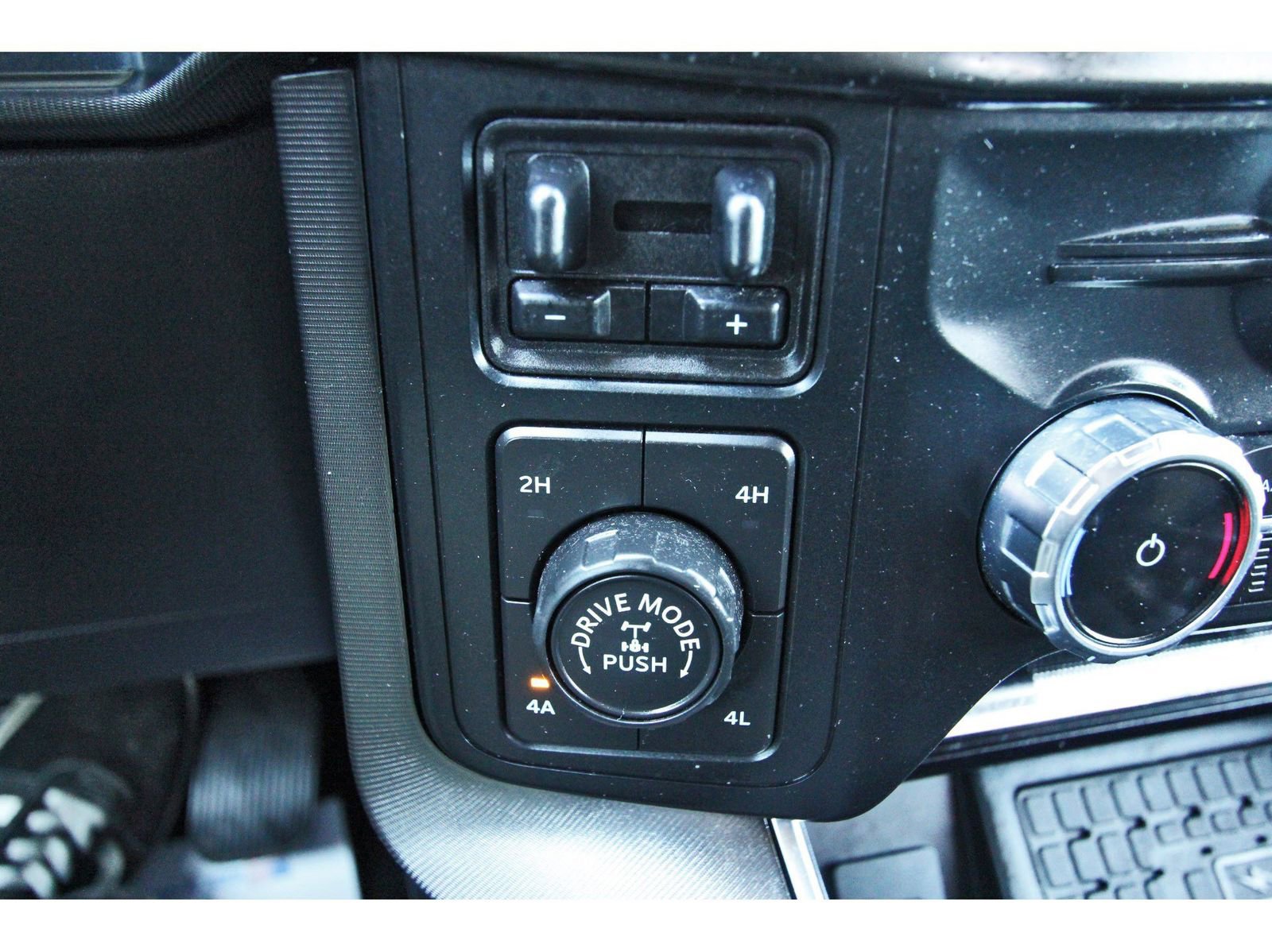 Used 2023 Ford F150 Platinum w/ Equipment Group 701A High image 29