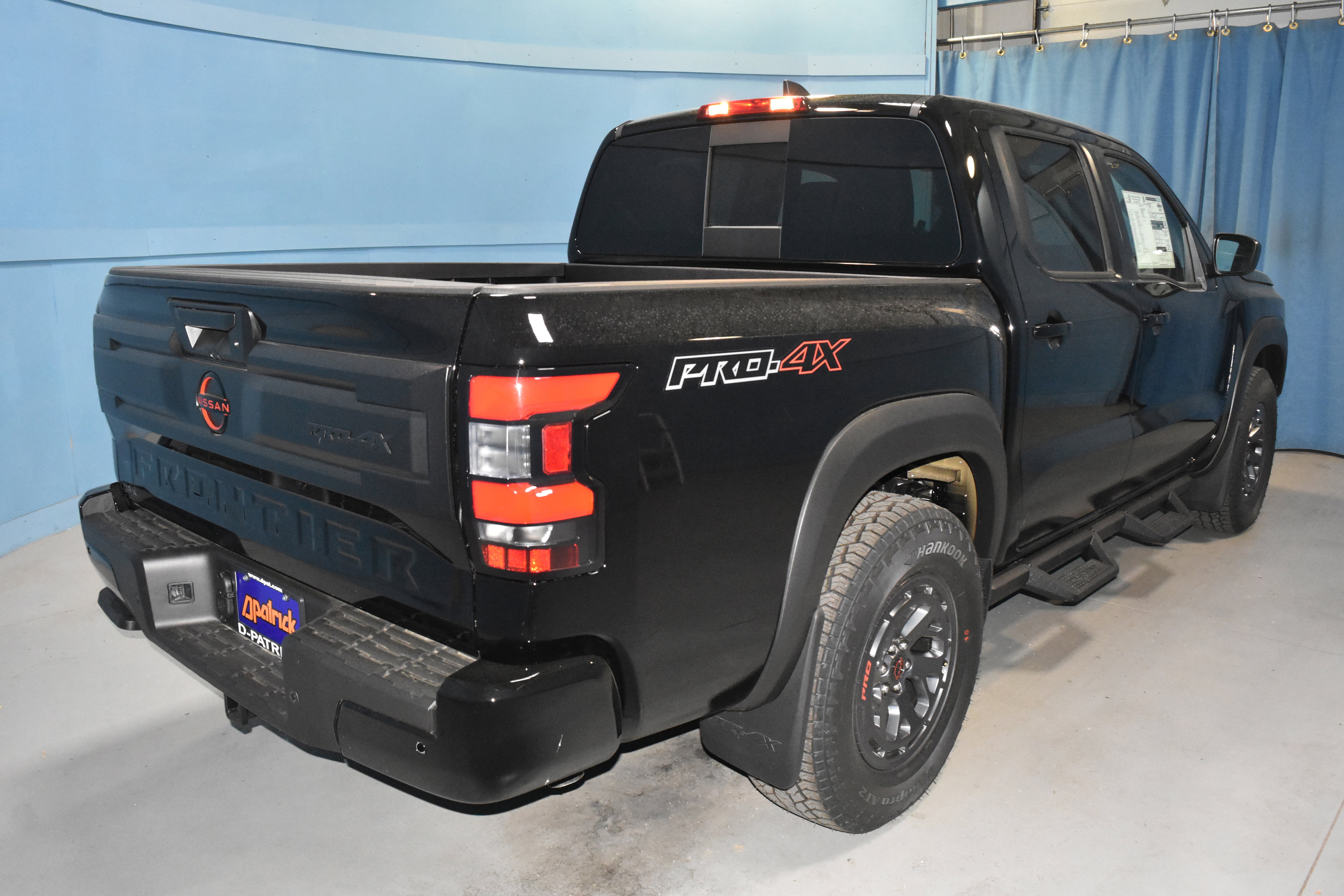 New 2026 Nissan Frontier PRO-4X w/ Tow Package AWD/4WD image 27