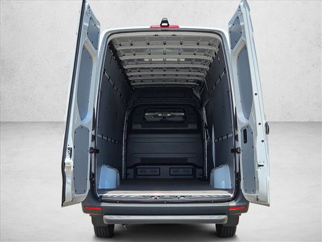 Used 2024 Mercedes-Benz eSprinter 170 Cargo image 20