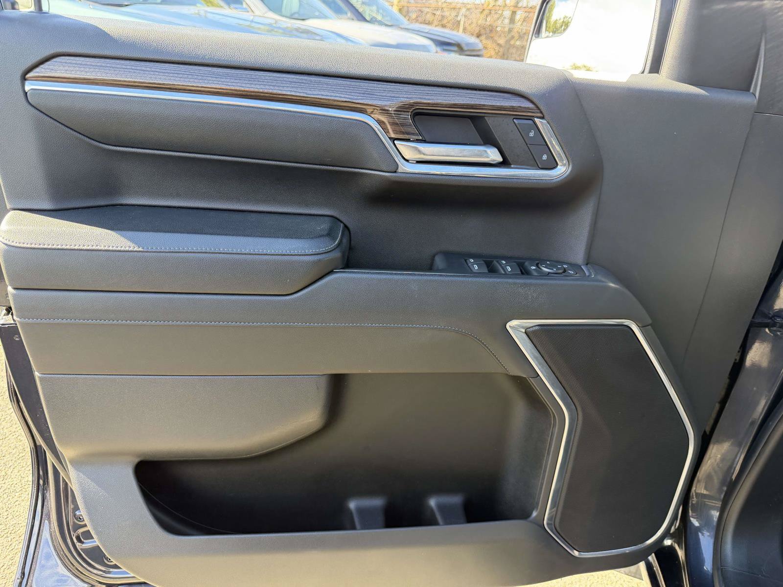Used 2024 Chevrolet Silverado 1500 LT AWD/4WD image 19
