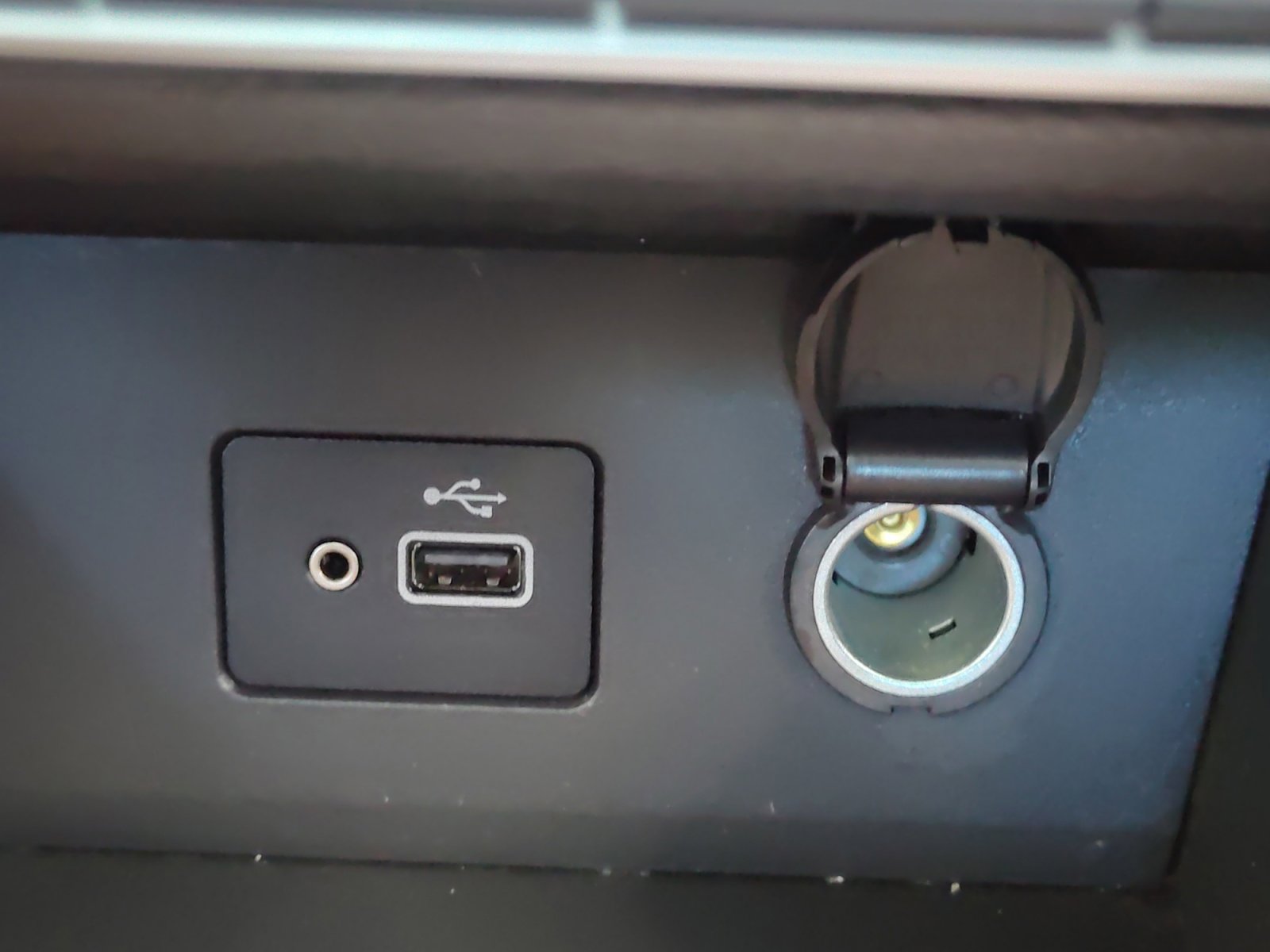 Used 2022 Nissan Sentra S image 21