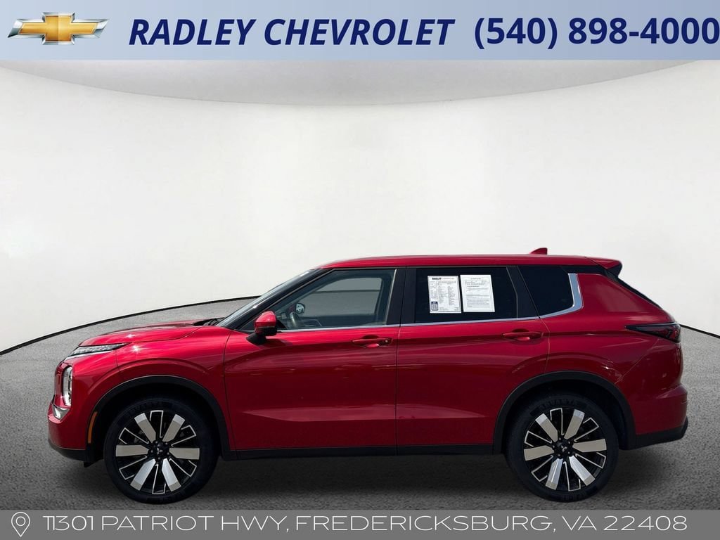 Used 2025 Mitsubishi Outlander SE AWD/4WD image 17