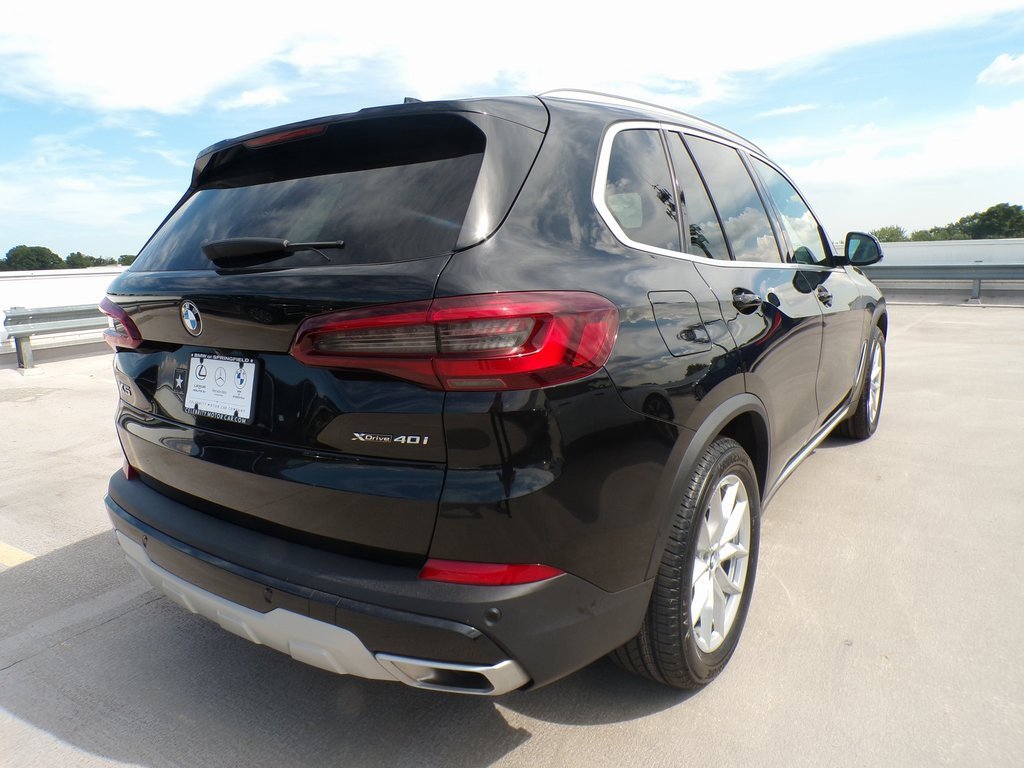 Used 2023 BMW X5 xDrive40i w/ Premium Package image 6
