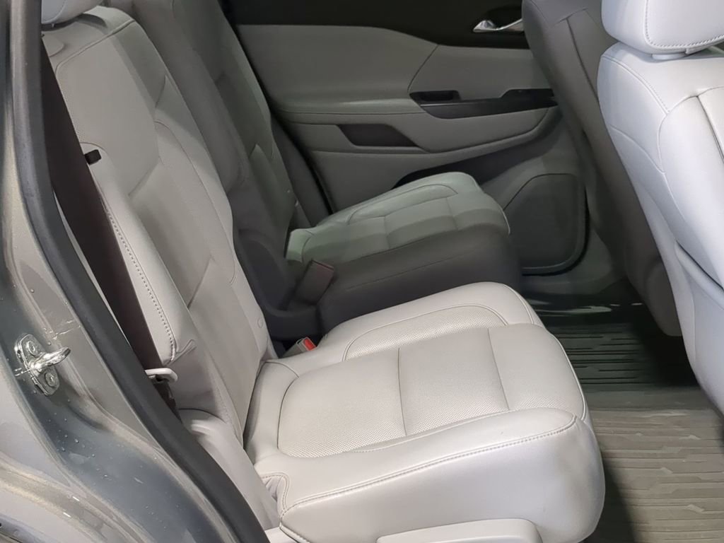 Used 2019 GMC Acadia SLT image 26