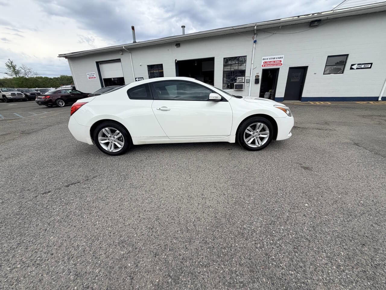 Used 2011 Nissan Altima 2.5 S w/ 2.5S Premium Pkg FWD image 32