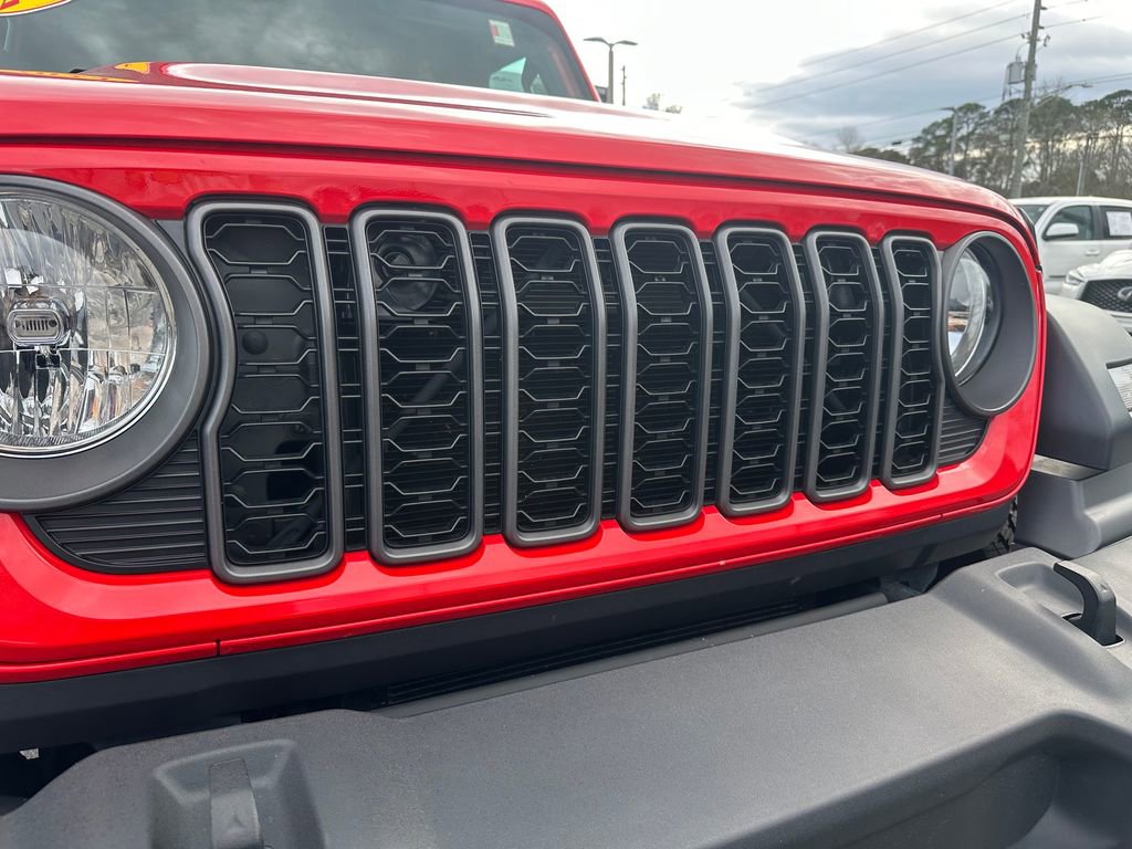 Used 2024 Jeep Wrangler Sport image 19