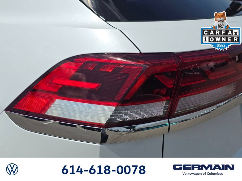 Certified 2024 Volkswagen Atlas Cross Sport SEL AWD/4WD image 19