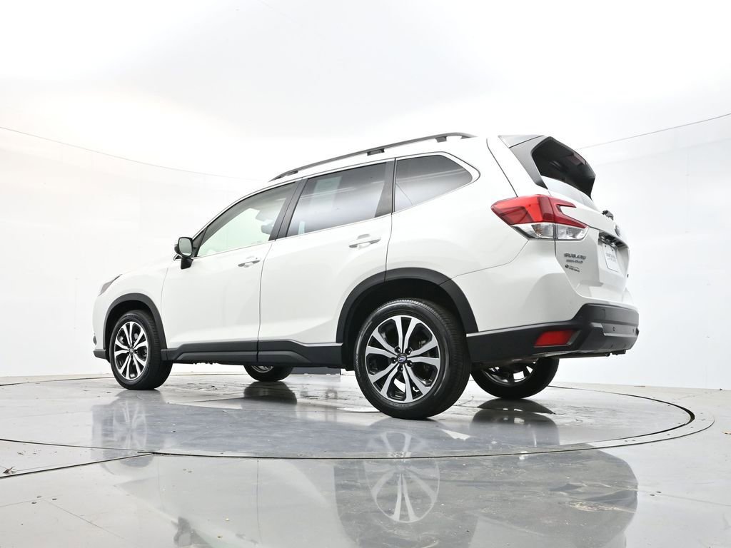 Used 2024 Subaru Forester Limited image 34