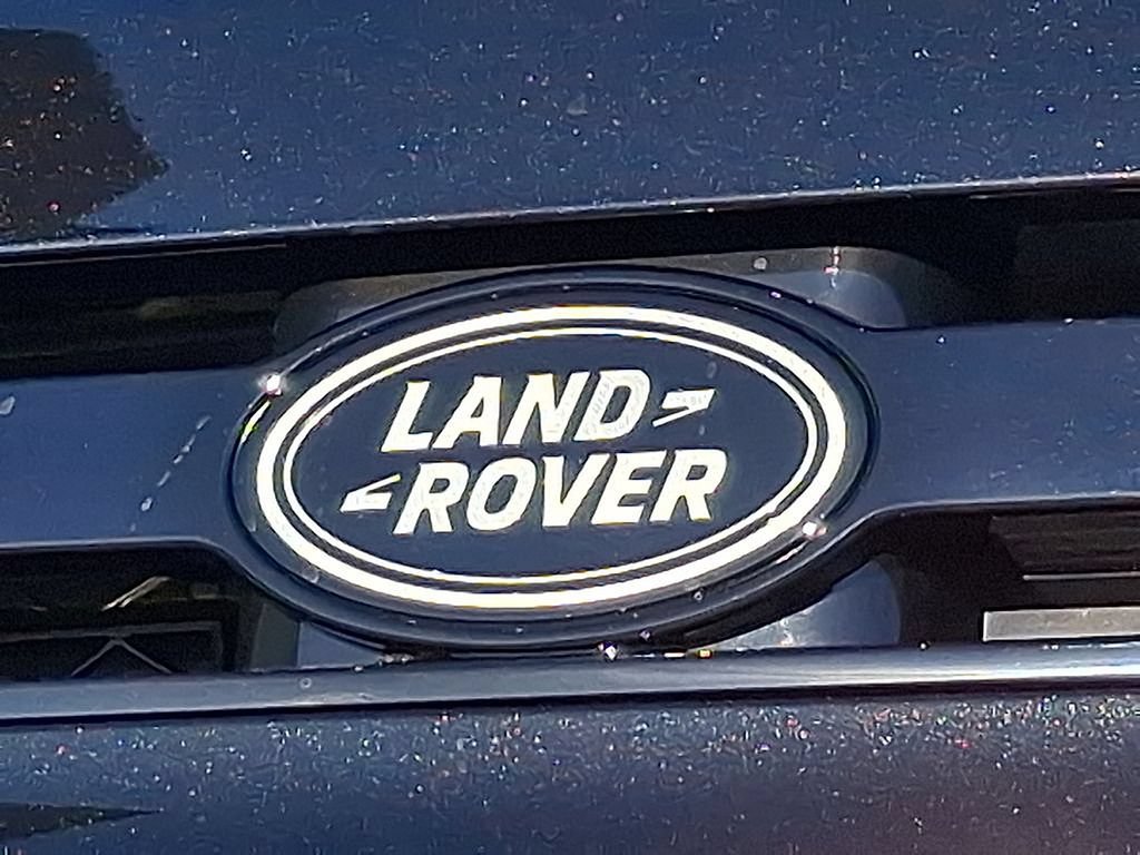 Used 2026 Land Rover Defender 110 S AWD/4WD image 19