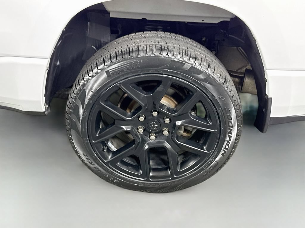 Used 2023 RAM 1500 Laramie AWD/4WD image 40