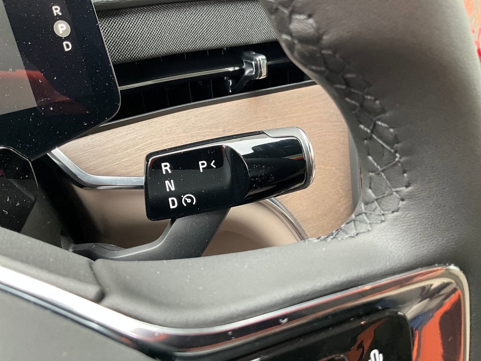 New 2026 Volvo EX90 Ultra image 24