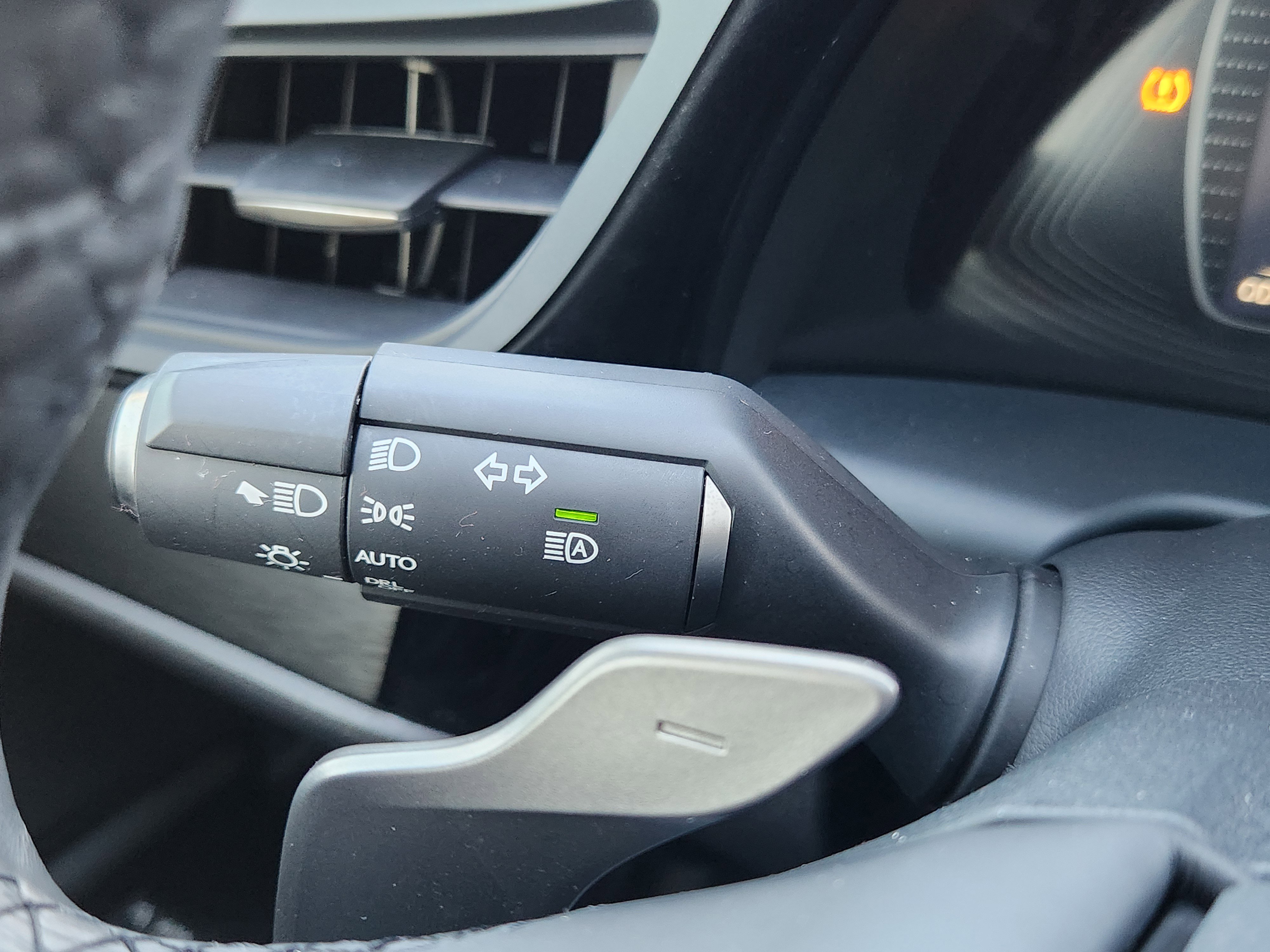 Certified 2023 Lexus ES 350 w/ Premium Package image 30