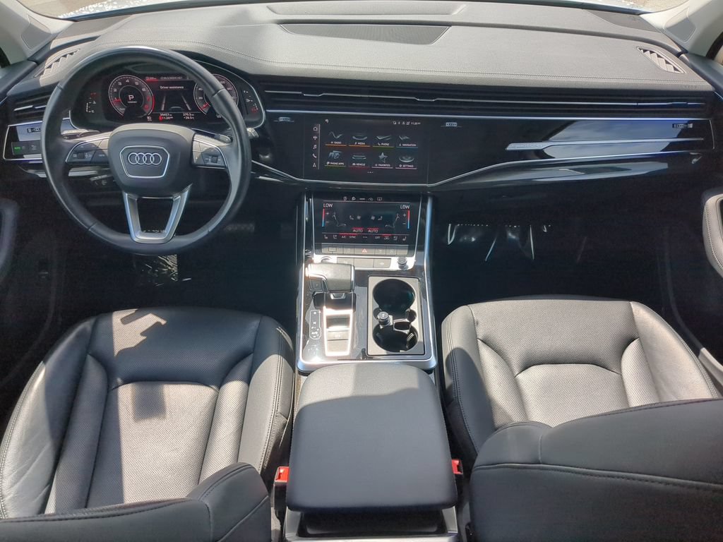 Used 2023 Audi Q7 2.0T Premium Plus w/ Premium Plus Package AWD/4WD image 13
